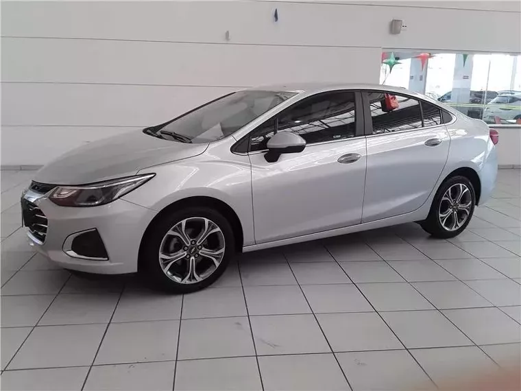 Chevrolet Cruze Prata 2