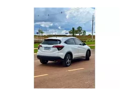 HR-V