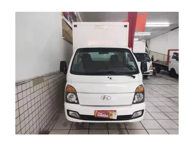 Hyundai HR Branco 1