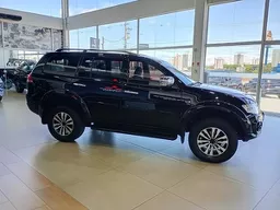 Mitsubishi Pajero Dakar