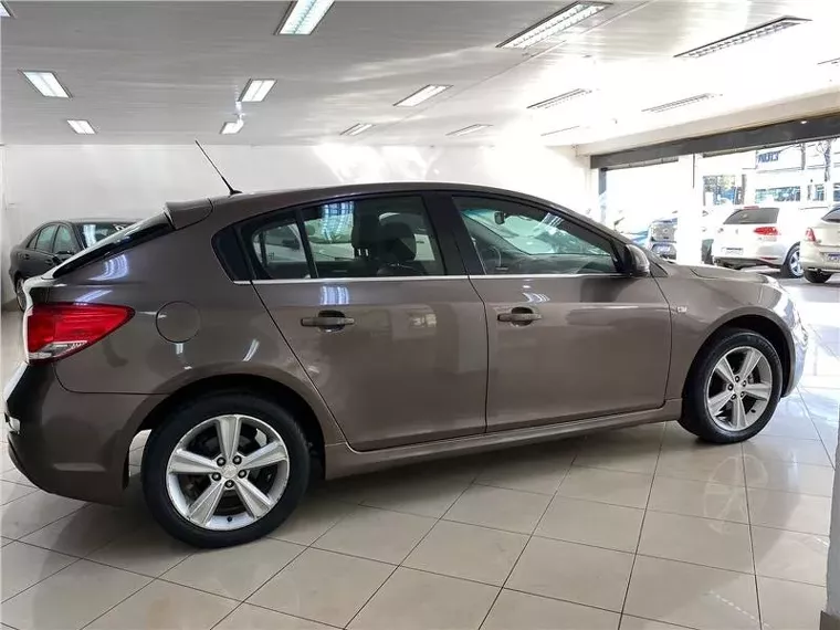 Chevrolet Cruze Cinza 10