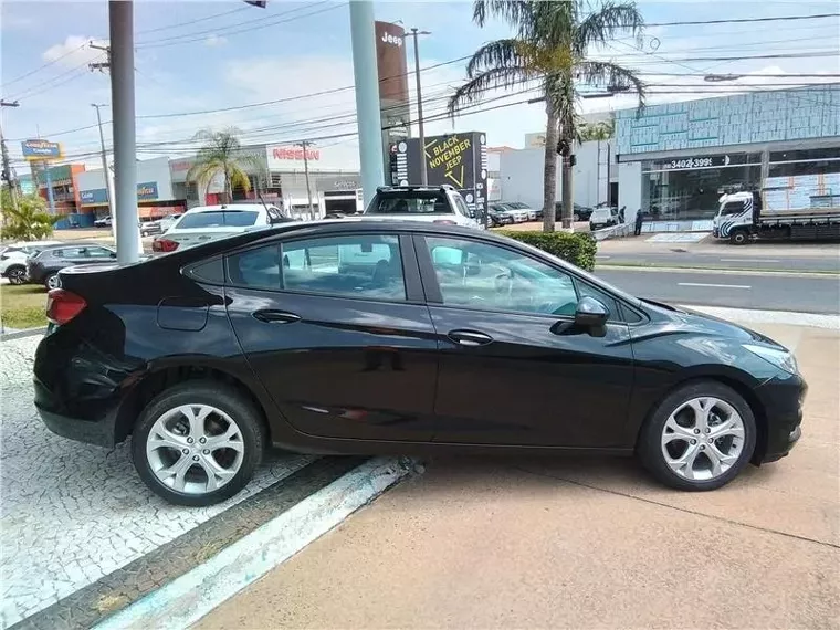 Chevrolet Cruze Preto 5