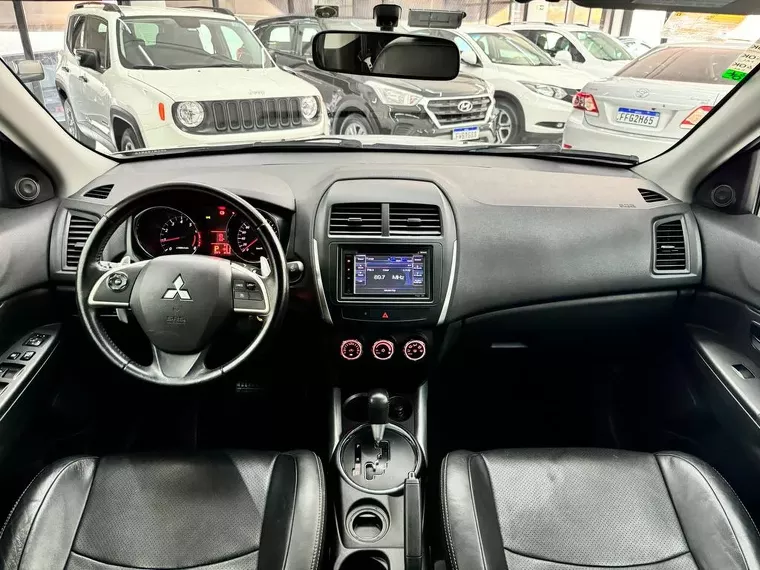 Mitsubishi ASX Branco 7