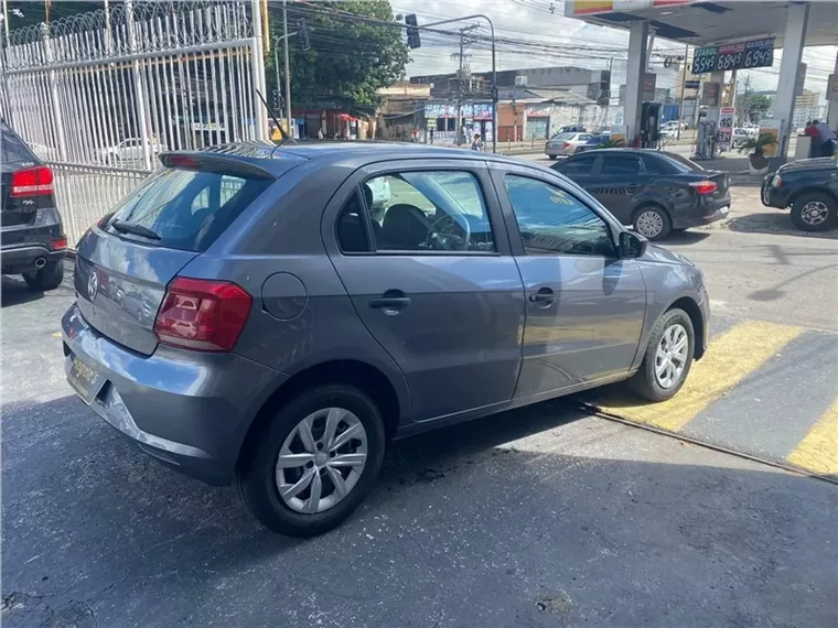 Volkswagen Gol Cinza 3