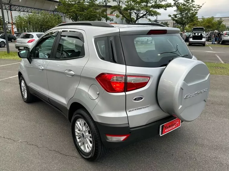 Ford Ecosport Prata 13