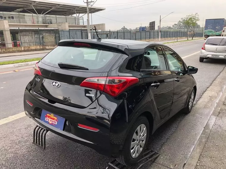 Hyundai HB20 Preto 12