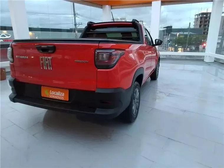 Fiat Strada Vermelho 2