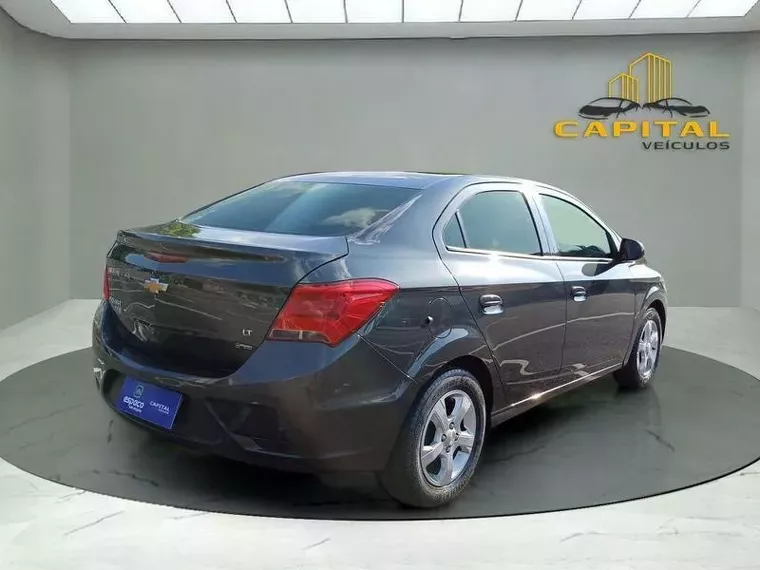 Chevrolet Prisma Cinza 5