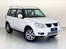 Mitsubishi Pajero TR4