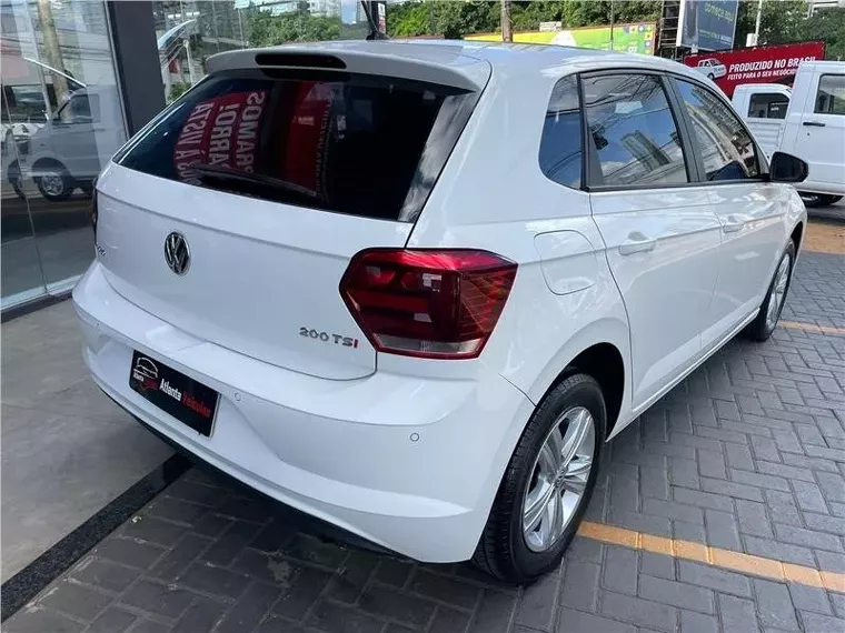 Volkswagen Polo Hatch Branco 9