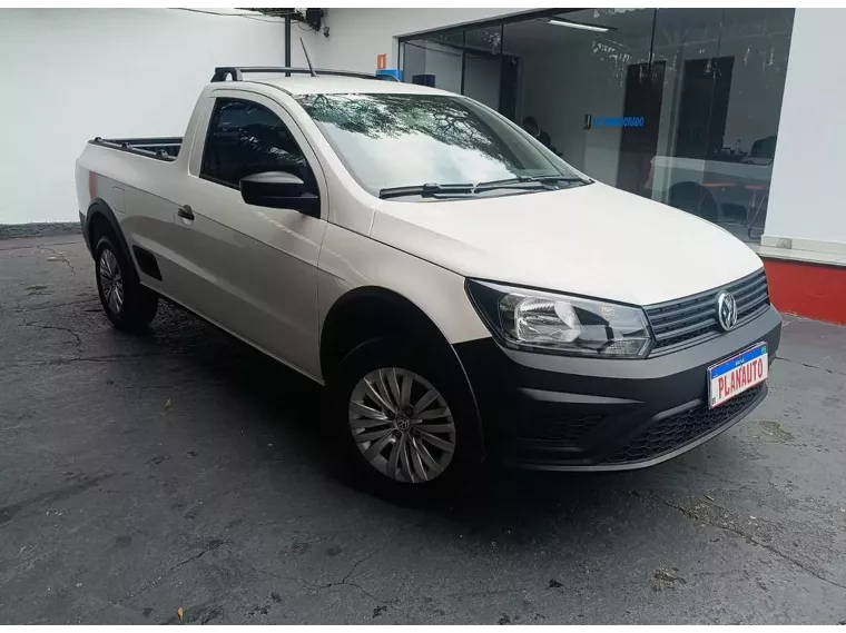 Volkswagen Saveiro Branco 1