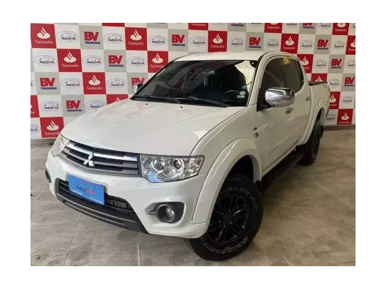 Mitsubishi L200 Triton Branco 4