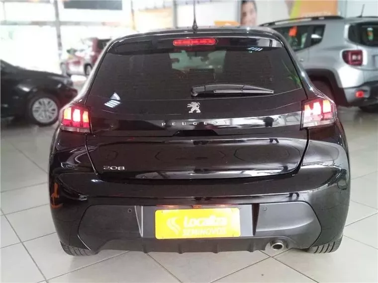 Peugeot 208 Preto 7