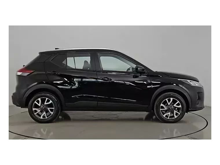 Nissan Kicks Preto 3