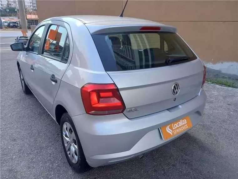 Volkswagen Gol Prata 3