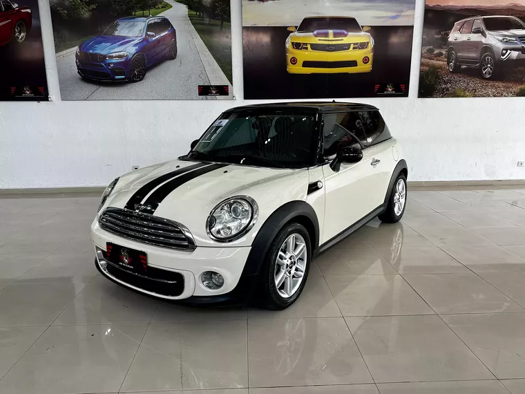 Mini Cooper Branco 1