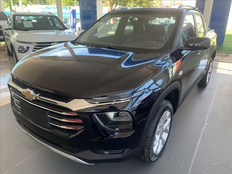 Chevrolet Montana Preto 3