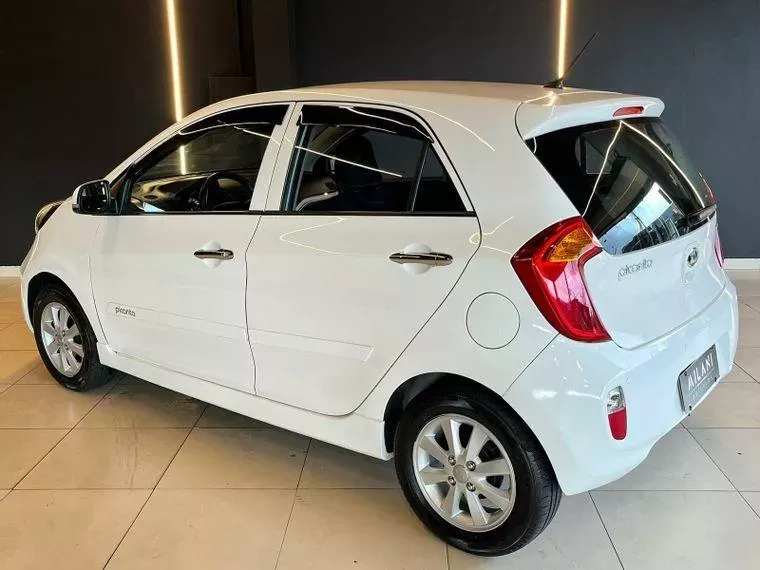 KIA Picanto Branco 6