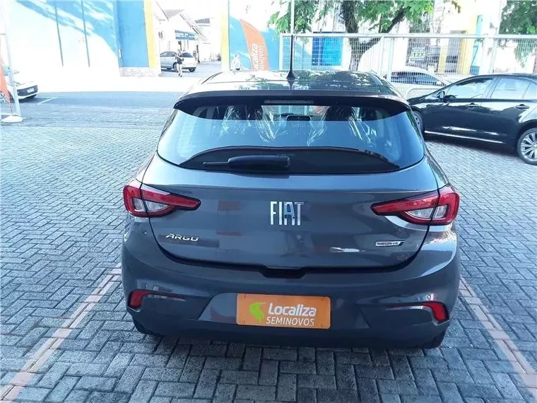 Fiat Argo Prata 4