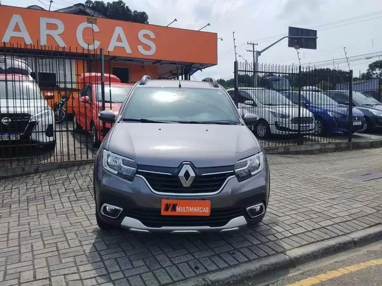 Renault Sandero Cinza 13