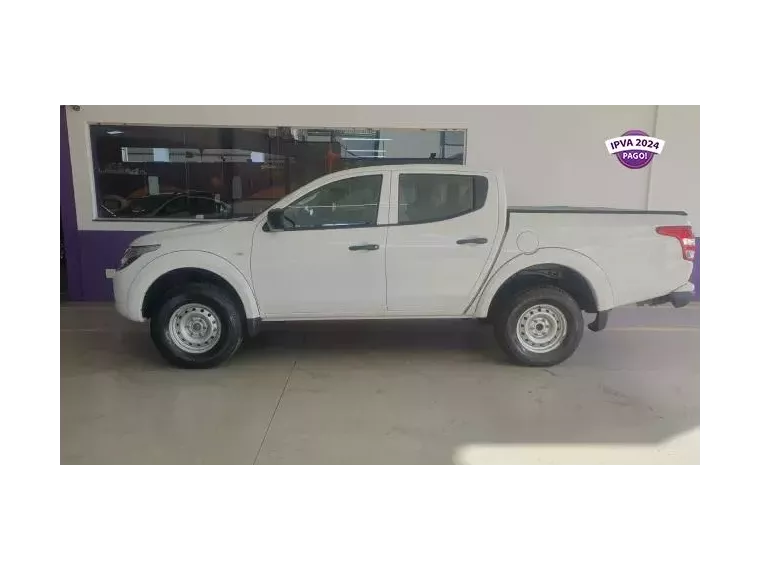 Mitsubishi L200 Branco 10