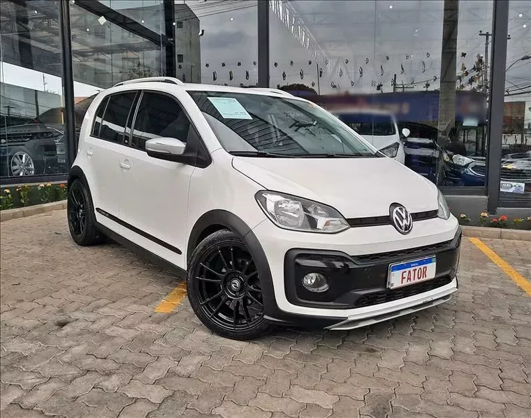 Volkswagen Cross UP Branco 8