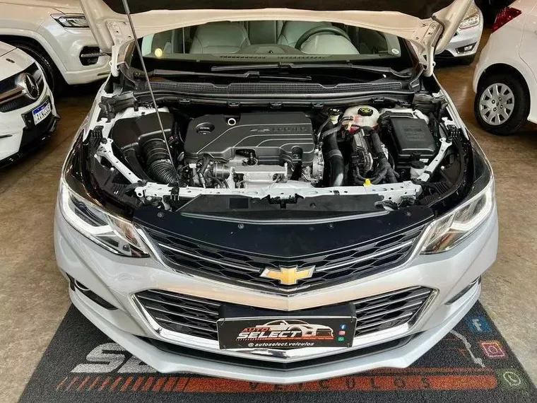 Chevrolet Cruze Prata 18