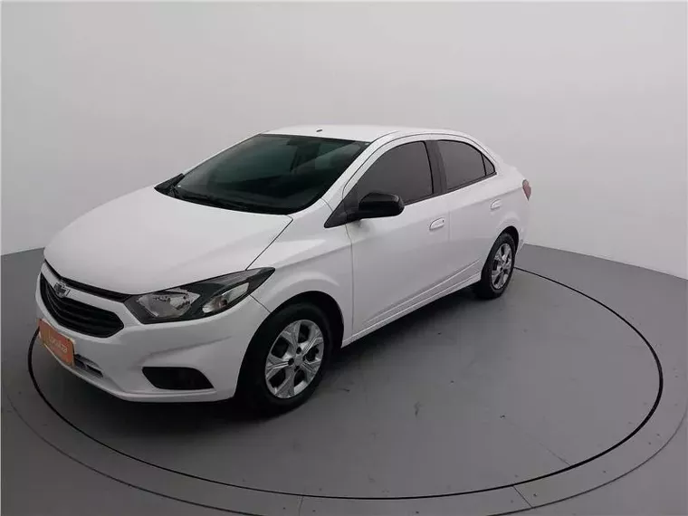 Chevrolet Onix Branco 1