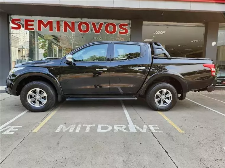 Mitsubishi L200 Triton Cinza 10