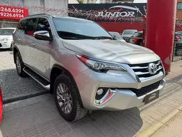 Hilux SW4