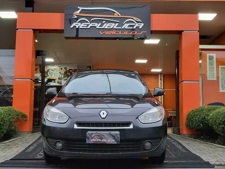 Renault Fluence Preto 6