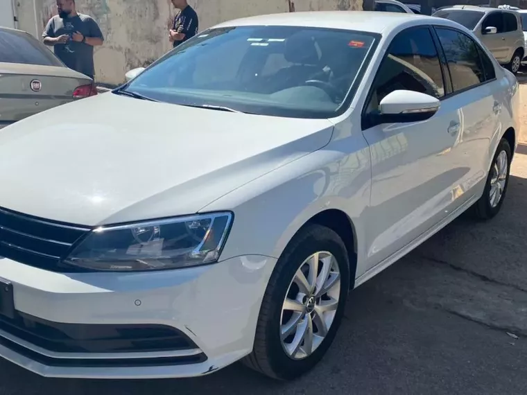 Volkswagen Jetta Branco 5