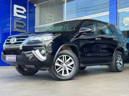 Toyota Hilux SW4
