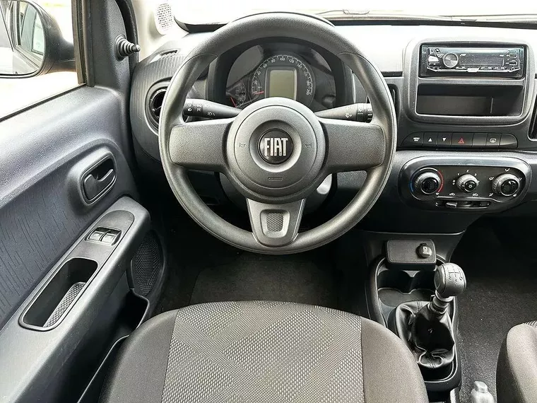 Fiat Mobi Cinza 11