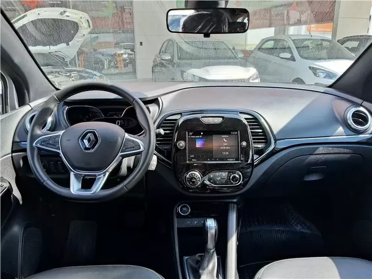 Renault Captur Prata 11