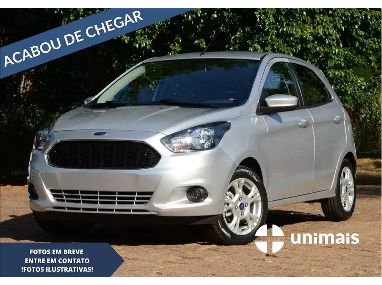 Ford KA Preto 3