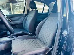 Volkswagen Polo Sedan