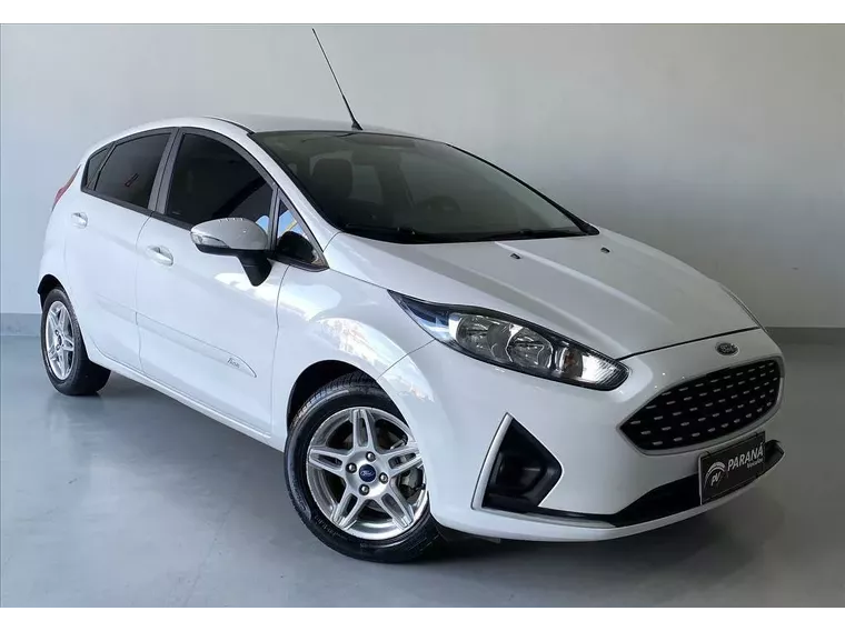 Ford Fiesta Branco 5