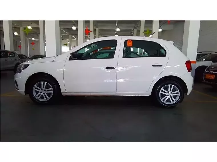 Volkswagen Gol Branco 2