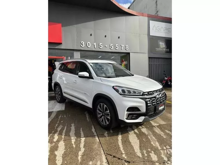 Chery Tiggo 8 Branco 3