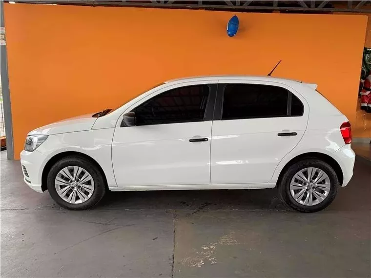 Volkswagen Gol Branco 3