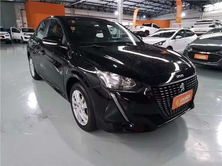 Peugeot 208 Preto 13