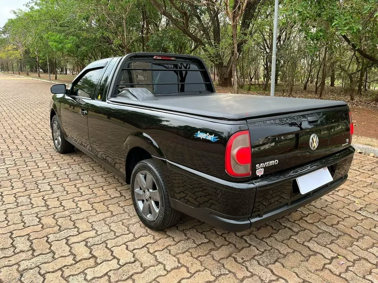 Volkswagen Saveiro Preto 8