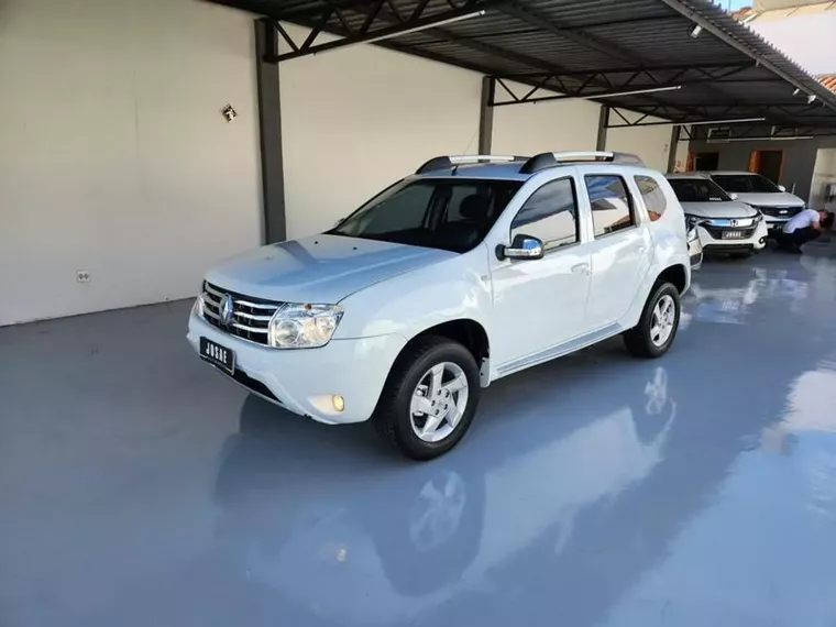 Renault Duster Branco 13