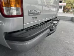 Ford F-250