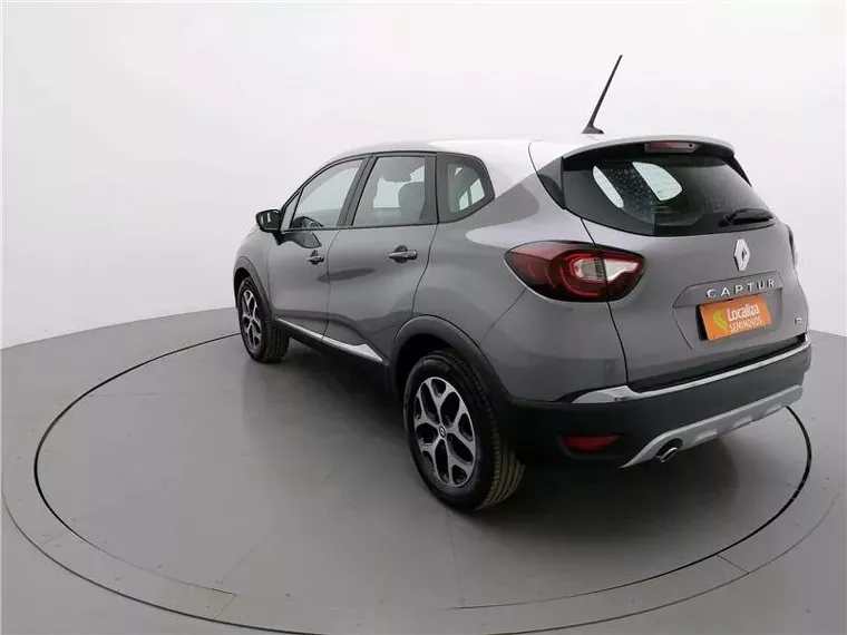 Renault Captur Cinza 8