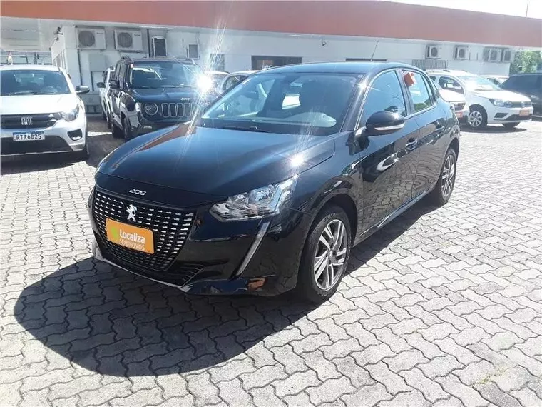 Peugeot 208 Preto 6