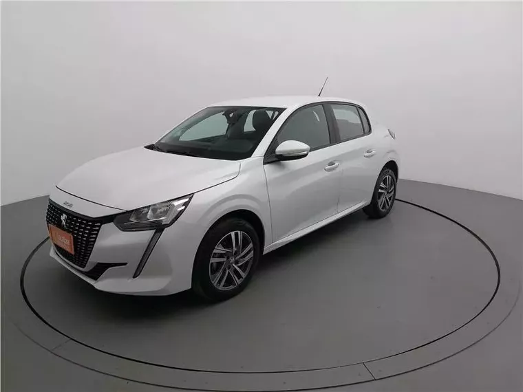 Peugeot 208 Branco 9