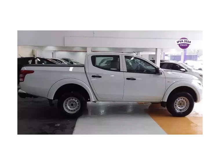 Mitsubishi L200 Branco 4