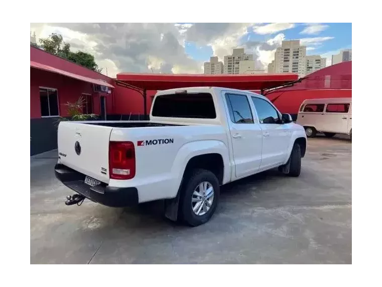 Volkswagen Amarok Branco 3